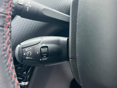Peugeot 208 1.2 PureTech GT Line Euro 6 (s/s) 5dr 24