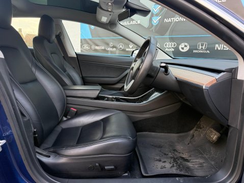 Tesla Model 3 (Dual Motor) Long Range Auto 4WDE 4dr 30