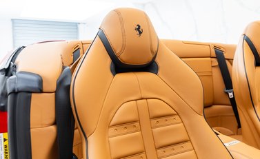 Ferrari California T 15