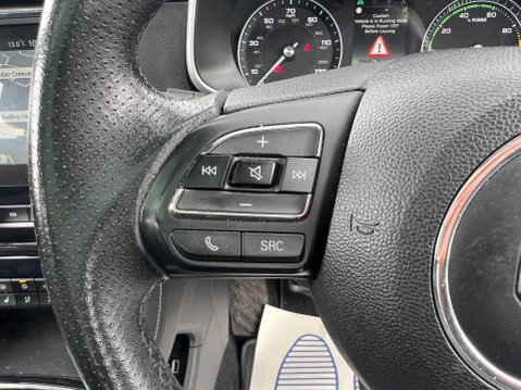 MG ZS 44.5kWh Exclusive Auto 5dr 21
