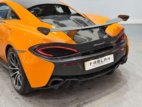 McLaren 570S 3.8 570s Coupe Semi-Auto 2dr 35