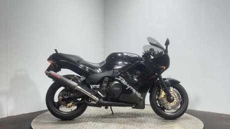 Triumph Daytona 900 1996 ONLY 23K PROJECT CLASSIC BIKE CLEAN AND COMPLETE 885CC 1