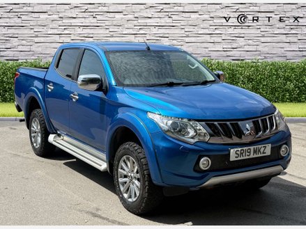 Mitsubishi L200 2.4 L200 Barbarian DI-D Auto 4WD