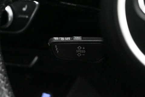 Audi A4 2.0 A4 Black Edition 40 TDI Quattro Semi-Auto 4WD 5dr 27