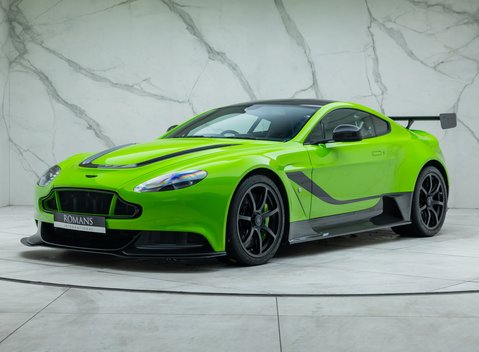 Aston Martin Vantage GT12 1
