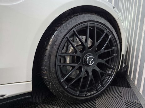 Mercedes-Benz C Class 4.0 C63 V8 BiTurbo AMG (Premium) Coupe 2dr Petrol SpdS MCT Euro 6 (s/s) (47 17