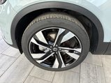 Volvo XC40 2.0 B4 MHEV Ultra Bright DCT Auto Euro 6 (s/s) 5dr 9
