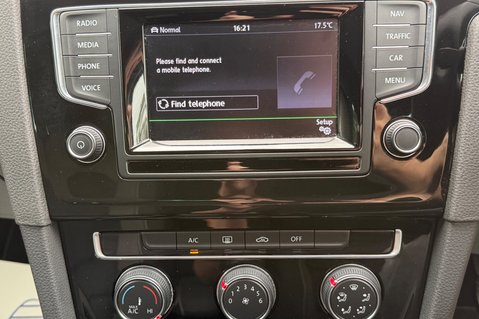 Volkswagen Golf GT TDI BMT - £20 ROAD TAX - 2 OWNERS - 11 SERVICES -SAT NAV 33