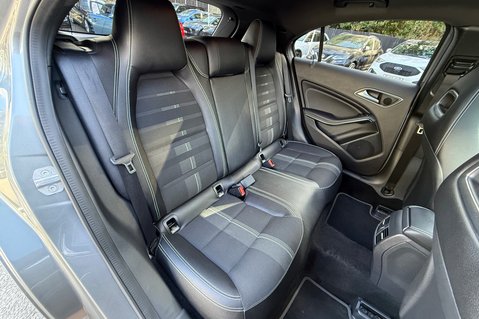 Mercedes-Benz A Class A 200 D SPORT EDITION PLUS - PANORAMIC SUNROOF - DAB DIGITAL RADIO 34