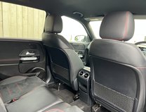 Mercedes-Benz GLB 2.0 GLB220d AMG Line (Premium) SUV 5dr Diesel 8G-DCT 4MATIC Euro 6 (190 ps) 12