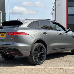 Jaguar F-Pace 3.0 F-PACE V6 S AWD D Auto 4WD 5dr 7