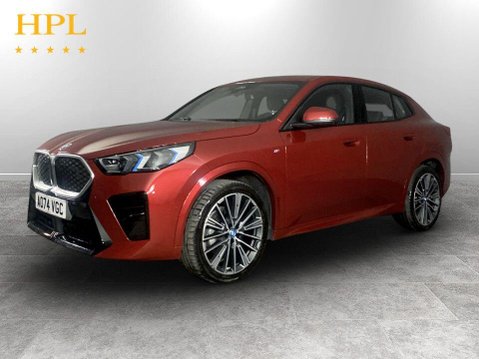 BMW iX2 20 66.5kWh M Sport SUV 5dr Electric Auto eDrive (11kW Charger) (204 ps) 1 O 3