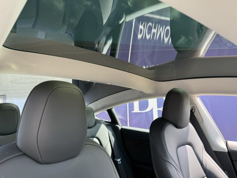 Tesla Model 3 (Dual Motor) Long Range Saloon 4dr Electric Auto 4WDE (346 ps) 44