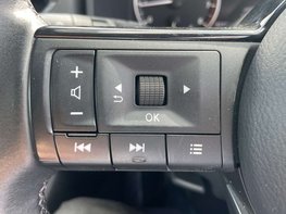 Nissan Qashqai 1.3 Qashqai N-Connecta DiG-T MHEV 5dr 52
