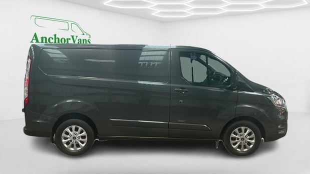 Ford Transit Custom SWB L1H1 Low Roof Limited 280 Air Con Alloys Sensors EURO 6 3