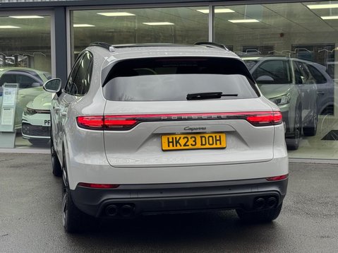 Porsche Cayenne V6 PLATINUM EDITION 8