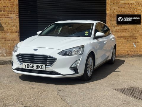 Ford Focus 1.0T EcoBoost Titanium Hatchback 5dr Petrol Auto Euro 6 1