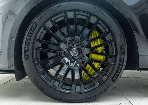 Land Rover Range Rover Sport P635 SV EDITION ONE 