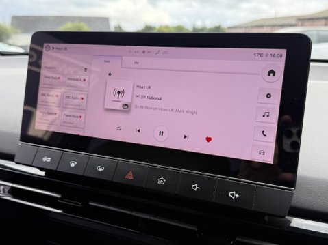 MG MG4 64kWh SE Long Range Hatchback 5dr Electric Auto (203 ps) 40