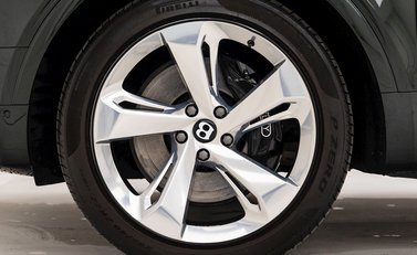 Bentley Bentayga W12 Mulliner 8