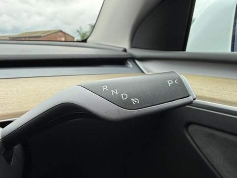 Tesla Model Y (Dual Motor) Long Range SUV 5dr Electric Auto 4WDE (384 bhp) 34
