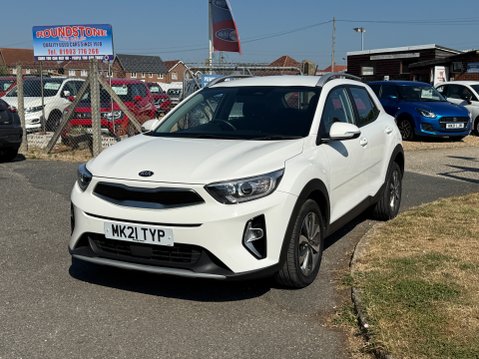 Kia Stonic 2 **10,841 MILES** 15