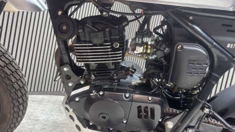 Mutt Razorback 2024 1 OWNER RUNNING PROJECT BIKE SPARES OR REPAIR 125CC 9