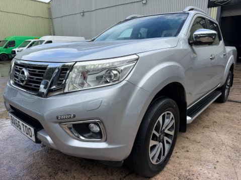 Nissan Navara 2.3 dCi Tekna Pickup Double Cab 4dr Diesel Auto 4WD Euro 6 (190 ps) 20