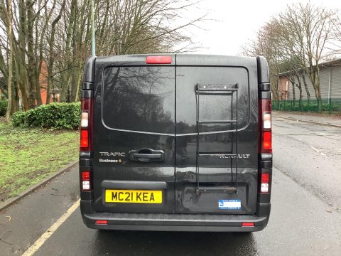 Renault Trafic 2.0 dCi ENERGY 30 Business+ LWB Standard Roof Euro 6 (s/s) 5dr 4