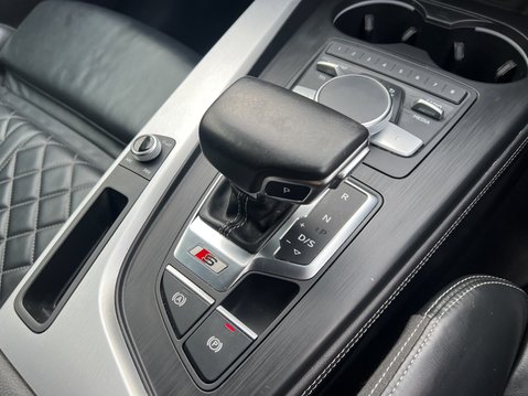 Audi S4 3.0 TFSI V6 5dr Petrol Tiptronic Quattro Euro 6 (s/s) (354 ps) 30