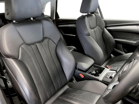 Audi Q5 2.0 TDI 40 Sport SUV 5dr Diesel S Tronic quattro Euro 6 (s/s) (204 ps) Air 11