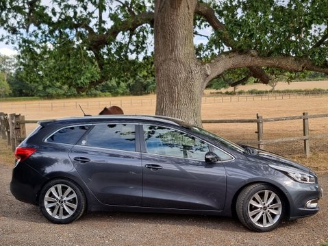 Kia Ceed CRDI 4 TECH ECODYNAMICS 3