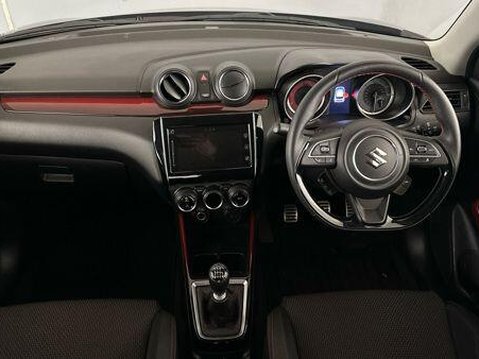 Suzuki Swift SPORT BOOSTERJET MHEV 3