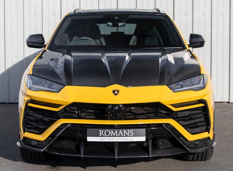 Lamborghini Urus 4