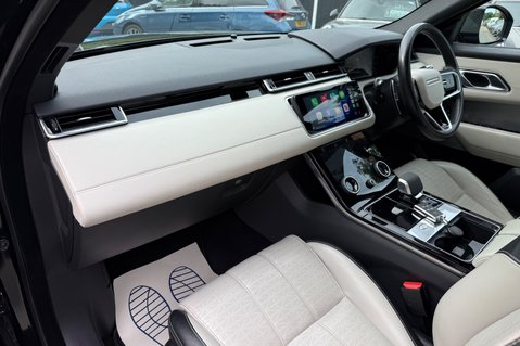 Land Rover Range Rover Velar R-DYNAMIC HSE - ALL BLACK - SLIDING PAN ROOF -2 OWNERS - SERVICE HISTORY 25