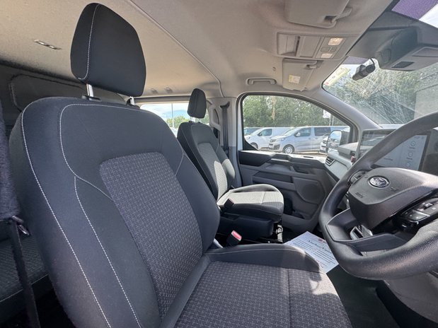 Ford Transit Custom Crew Cab [SOLD MM] AUTO LWB L2H1 Trend 280 Air Con Sport Alloys Camera Sens 19