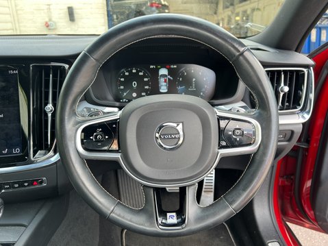 Volvo S60 2.0 T5 R-Design Edition Saloon 4dr Petrol Auto Euro 6 (s/s) (250 ps) 19