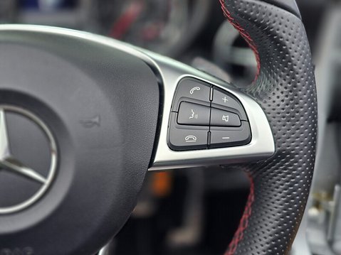 Mercedes-Benz SLC SLC 250 D AMG LINE 28