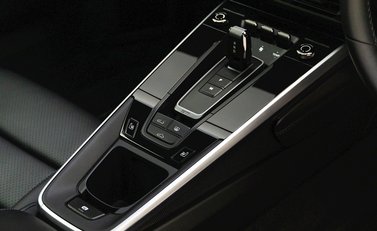 Porsche 911 Carrera S (992) 16