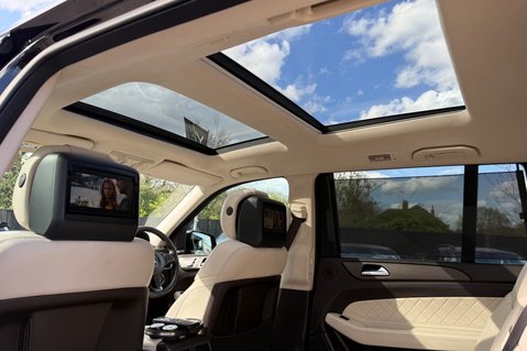 Mercedes-Benz GLS GLS 350 D 4MATIC GRAND EDITION -ACTIVE CURVE -REAR ENTERTAINMENT -2 OWNERS  33