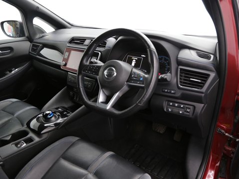 Nissan LEAF 40kWh Tekna Auto 5dr 22