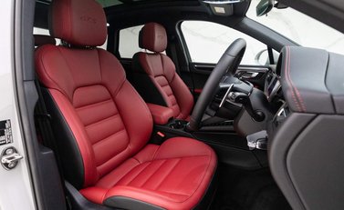Porsche Macan GTS PDK 6