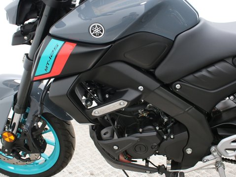 Yamaha MT-125 MT 125 (MTN 125-A) 25