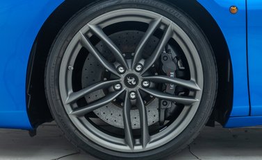 Ferrari 488 SPIDER 32