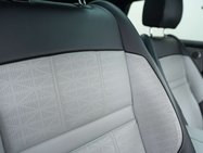 Land Rover Range Rover Evoque 2.0 Range Rover Evoque R-Dynamic HSE D MHEV Auto 4WD 5dr 19