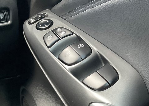 Nissan Juke DIG-T N-CONNECTA 24