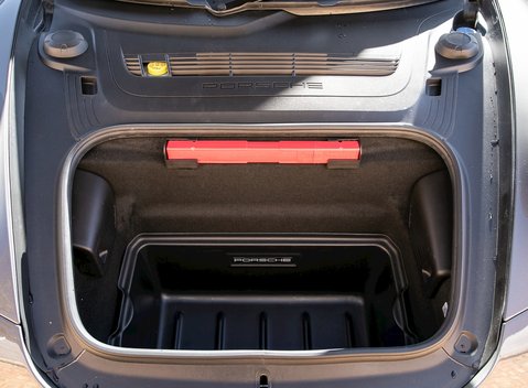 Porsche 911 (991) Carrera GTS 29