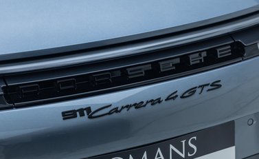 Porsche 911 Carrera 4 GTS (992.2) 44