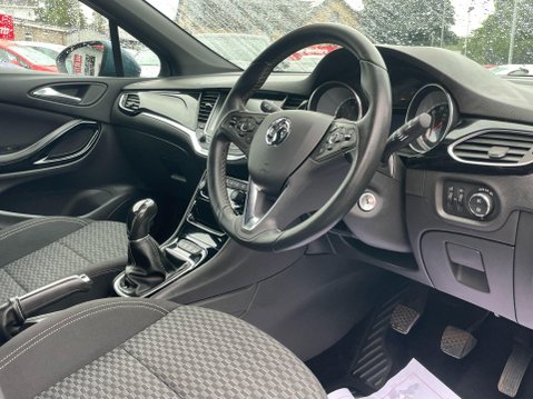 Vauxhall Astra 1.0i Turbo ecoFLEX SRi Nav Euro 6 (s/s) 5dr 20