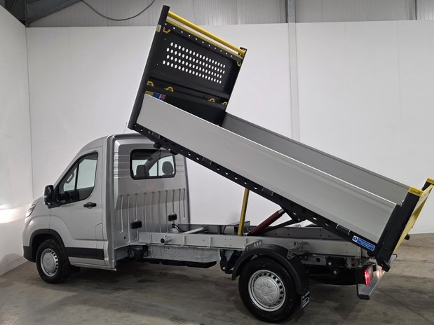Maxus Deliver 9 L3 SRW Tipper fitted with Ingimex body *new* 16